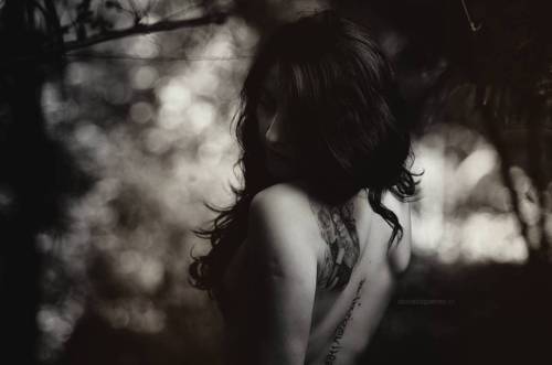 Atrévete!  #Temuco #book #nature #girl #beautiful #boudoir #portrait #tattoo #tatuaje #ink (a