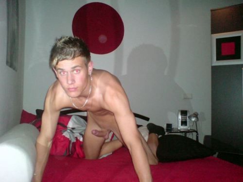 Porn Pics just-a-twink:  Red Circle Wank 