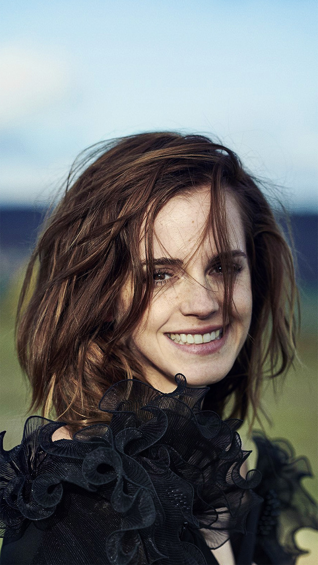 watsonlove:  Emma Watson Lockscreens/Wallpapers