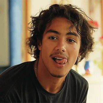Gif Request: S1 + S2 Kesde Beus