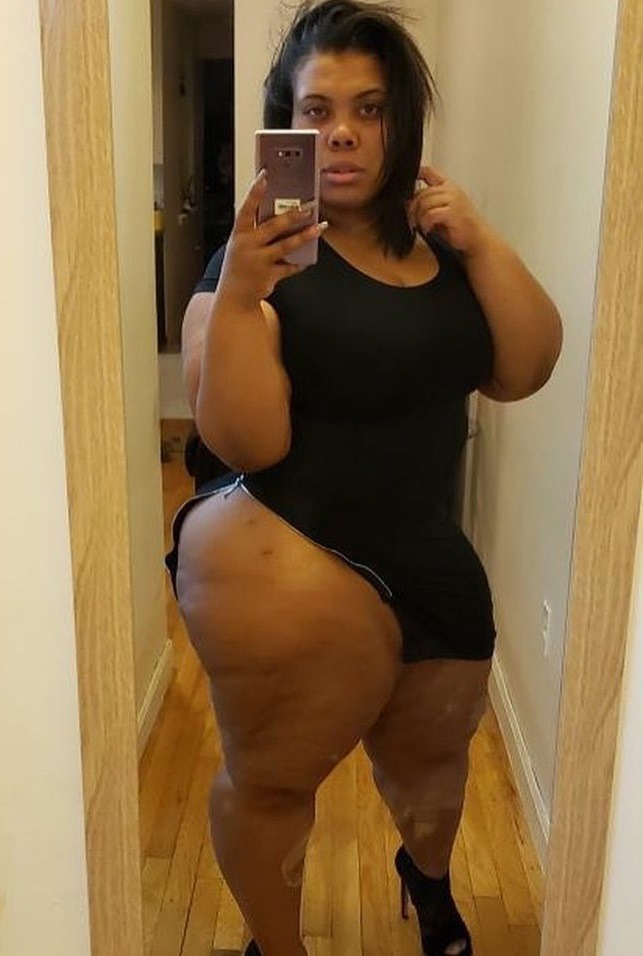 bigbootydepot:  luscious_hazelnut_