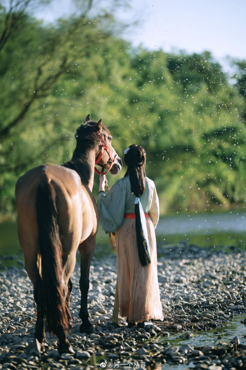 hanfugallery: chinese hanfu by 上遥居