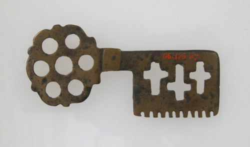 met-medieval-art: Key, Metropolitan Museum of Art: Medieval Art Purchase, De Souhami Collection, Rog