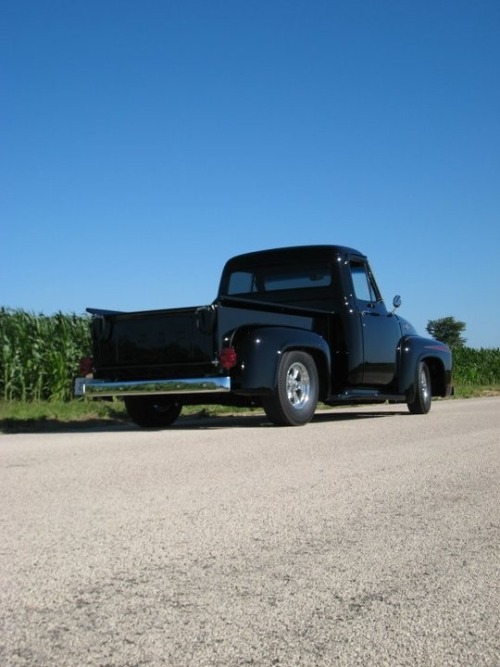 hotrodzandpinups:  Another Hotrods Custom out of IL