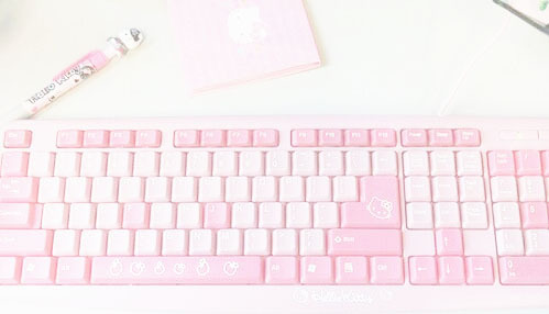 dedeesong: Pink Hello Kitty
