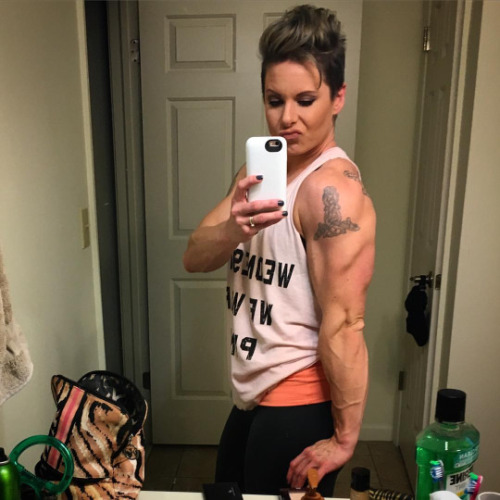 femalemuscletalk:  Nope not big enough yet. Time to hit it.  http://bit.ly/10U4NH ‪#‎femalebodybuilding‬  ‪#‎bodybuilding‬  ‪#‎fitness‬  ‪#‎femalewrestlers‬  ‪#‎bikini‬  ‪#‎femalemuscle