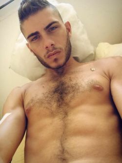 cuddlyuk-gay:    I generally reblog pics of guys with varying degrees of hair, if you want to check out some of the others, go to: http://cuddlyuk-gay.tumblr.com  