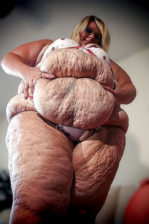 ssbbwfanatic:  All so damn sexy i absolutly love HUGE  woman