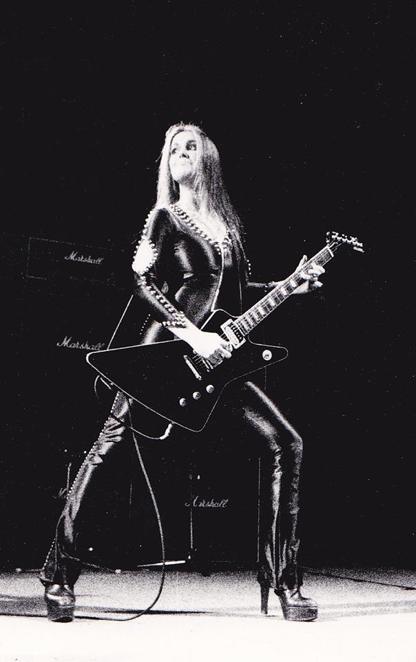 litafordphotos:   Lita Ford with The Runaways in Sweden, 1977 