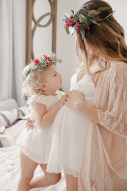 Iwantmybabybumpnow:  Luna—-Belle:  Twigs + Twine Photography 