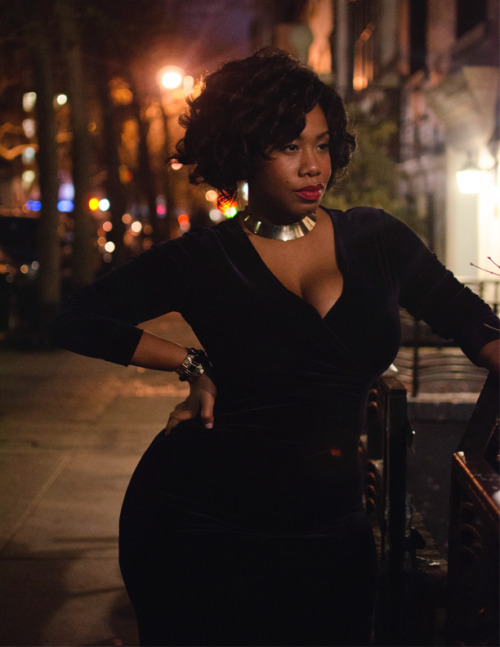 youngblackandvegan:  pinkfetishmss:  masquemag:  my Holiday 2013 Dress Lookbook is up - there’s sequins, midi lengths, velvet…oh my!   LLOOORD JESUS YAAASSS! This look is everything!   glory