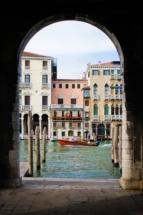 westeastsouthnorth:Venice, Italy