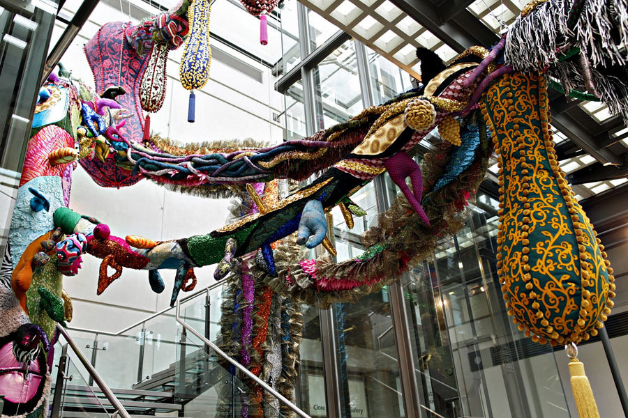 darksilenceinsuburbia:  Joana Vasconcelos Website 