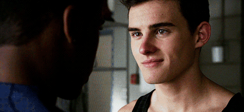 darishe1313:“Stay alive with me.”