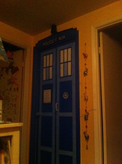 themothsbaldhead:  carryonspooky:  SO I CAME HOME AND WENT UPSTAIRS ONLY TO FIND THAT MY DAD HAD SPENT THE DAY PAINTING MY BEDROOM DOOR LIKE THE TARDIS FOR MY BIRTHDAY AND IT HAS A LITTLE SIREN ON TOP AND A SIGN ON THE DOOR AND IT’S TECHNICALLY BIGGER