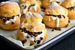 sweetoothgirl:    Cannoli Cream Filled Choux