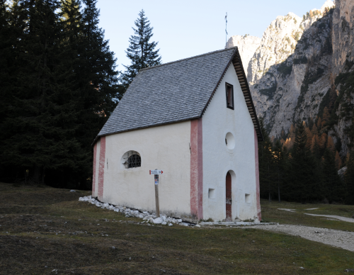 Chapel of St. Sylvester, Selva di Val Gardena.