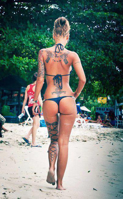 beautiful-gals:  Tattooed girls 
