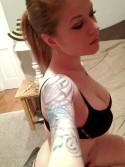 selfpicamateursblog:  View More Selfpics