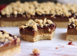 im-horngry:  Vegan Peanut Butter Jelly Treats