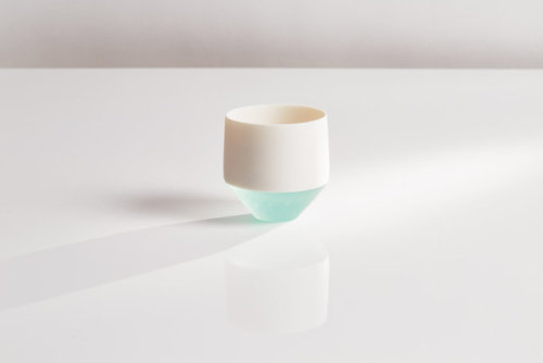 moodboardmix:Sake Cup with Glass Kodai by Misa Tanaka,Warm White Porcelain Cup with Blue Glass Kodai