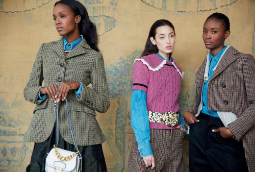 Alicia Burke, Ash Foo, Leila Nda & Tiana Tolstoi - Harper’s Bazaar UK August 2016photos Erik Mad