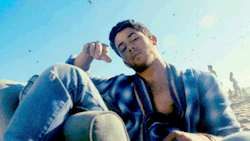 jonasjoe: You think you know how to get under my skin ♪
