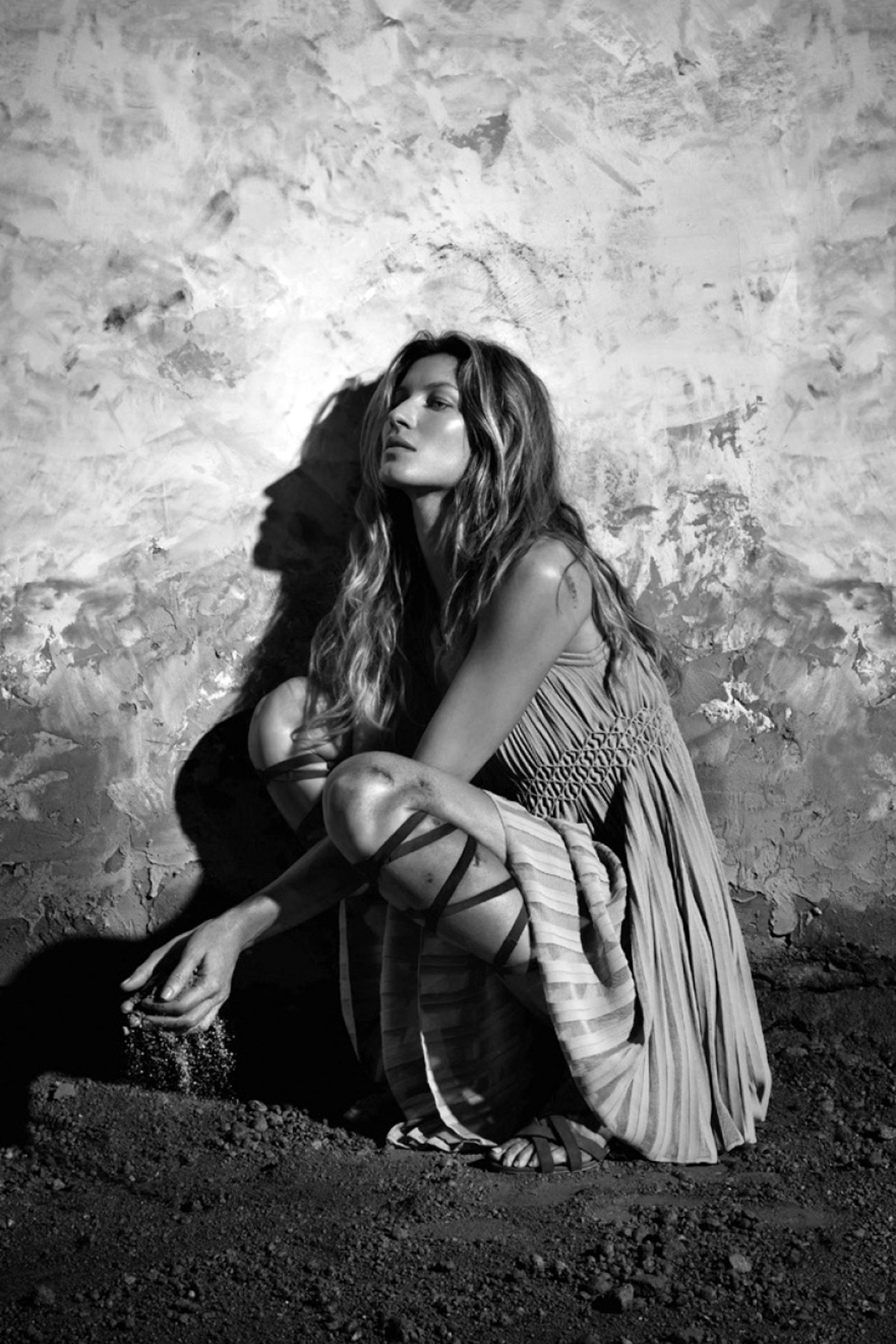 senyahearts:  Gisele Bündchen by Paulo Vainer for Vogue Brazil, May 2015 