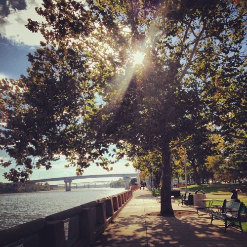 warrenvonnegut:  #peoria #river