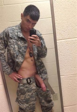 flydarnafly64:  Military cocks  Fuccck