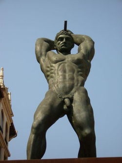 toinelikesart:  Statue of male nude in Barakaldo, Biscay, Spain. 