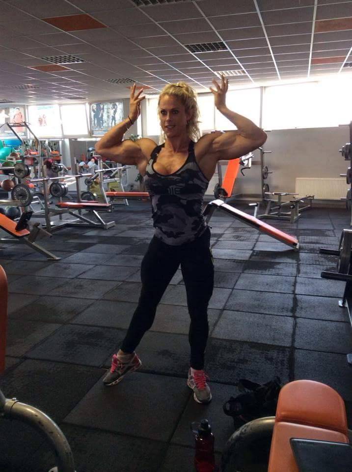 Muscle Girls Fan
