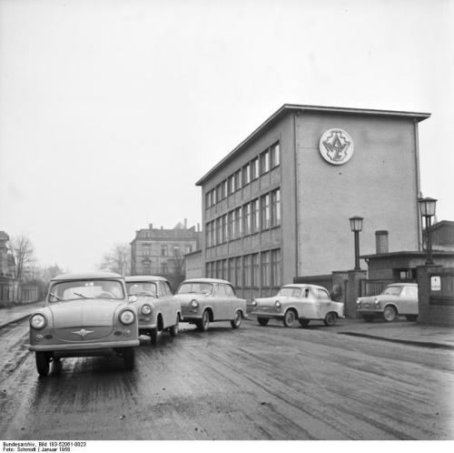 peashooter85:East Germany’s Auto — The Trabant,Produced with little variation between 1957 until the