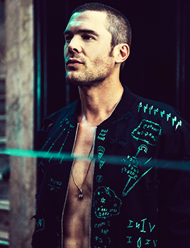 htgawm-men: Charlie Weber photographed by Jacques Dequeker for Schön! Magazine (2017)