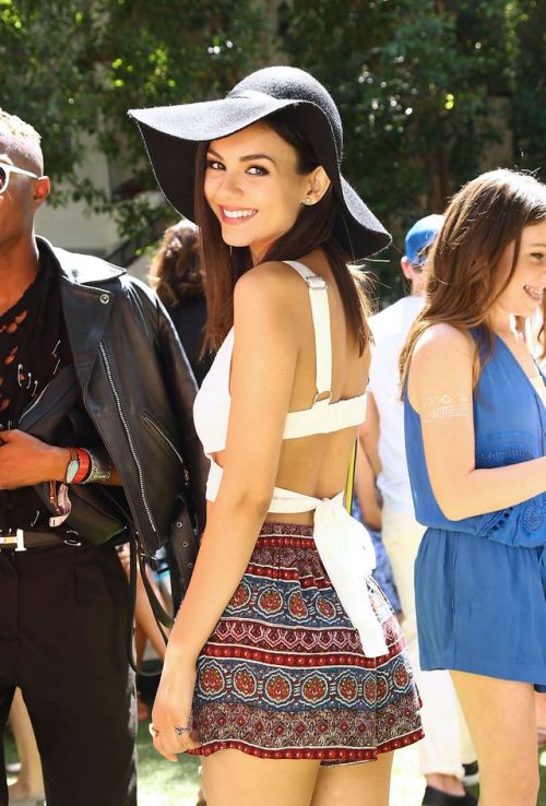 celebrityhunnies:  victoria justice