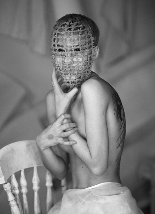 Porn Pics asylum-art:  Edgy fashion photography by