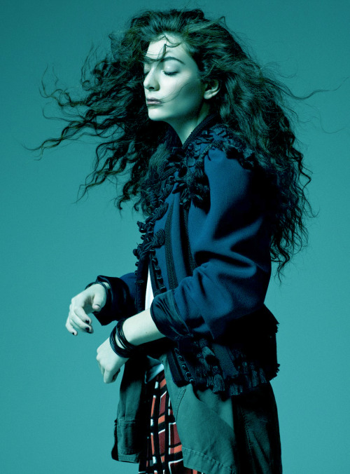 Lorde by Gregory Harris for Teen Vogue its-erva-venenosa.tumblr.com/ - légalise!