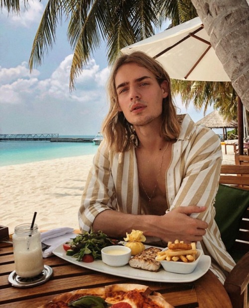 ufuksozen:  Ton Heukels 2018