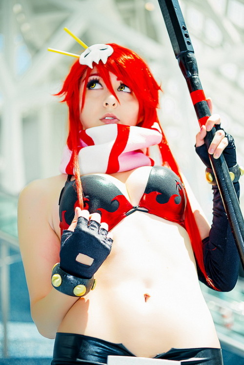 hottestcosplayer:  We feature the most amazing cosplays from around the world! Want to be featured? Send us a message with a few photos! (we accept everyone!) Check out our website too! www.hottestcosplayer.com 