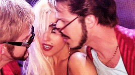 tumblr_ojodgy76bZ1qexuheo8_r1_400.gif