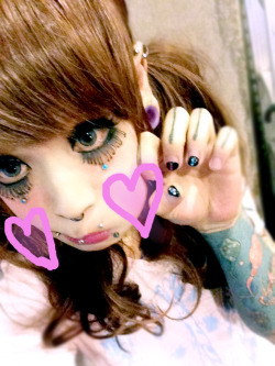 enchantingmoon:  Backstage photo of METO