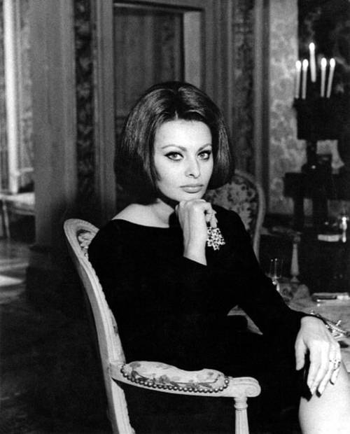 Happy Birthday To Stunning & Legendary Italian Actress Sophia Loren(Born 20th September 1934)Pic