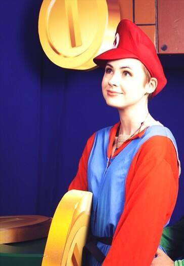 newlittlewhovian: Karen Gillan as Mario (x &amp; x) Seriously can she get any more adorable?!