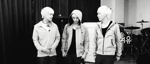b-yongguk:  proud umma chan teaching her kids to be ‘dumb’  