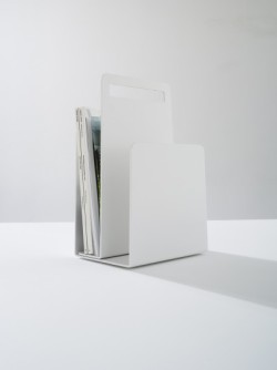 unusualwhite:  Alfred Magazine Rack 