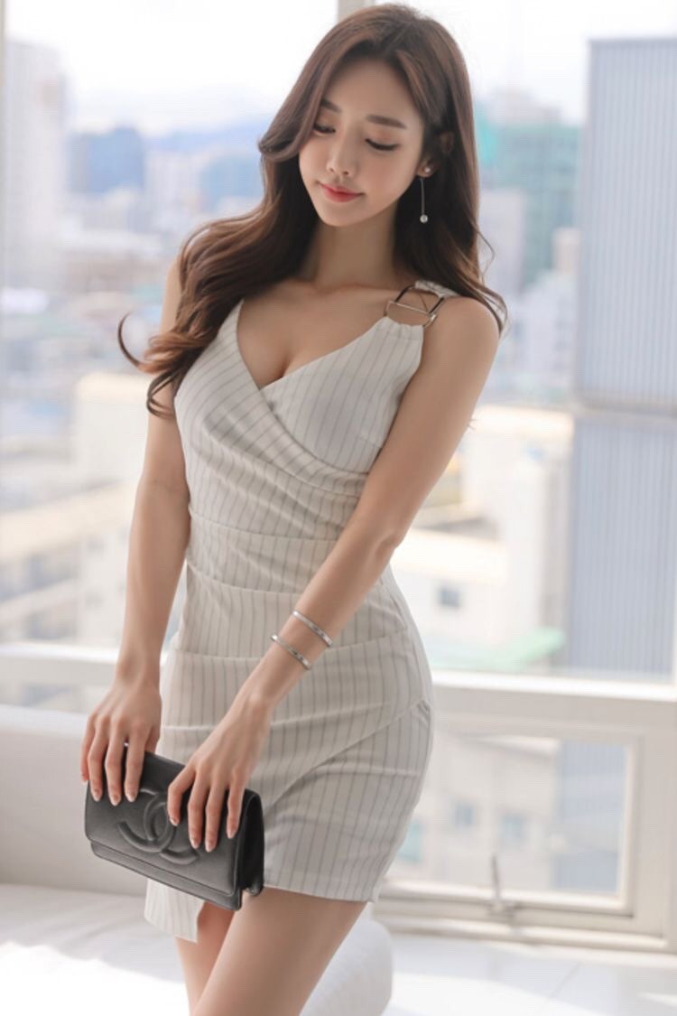 zekuu-eros-kingdom:http://blog.livedoor.jp/koreanbeautykomaoyo-69/ Son Youn Ju