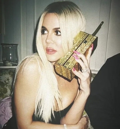 Khlomoney