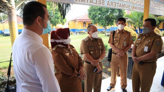 Wawako Tinjau Hari Pertama Seleksi PPPK 658 Peserta Siap Perebutkan 405 Formasi Wawako Tinjau Hari Pertama Seleksi PPPK 658 Peserta Siap Perebutkan 405 Formasi