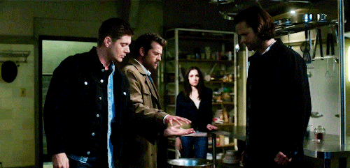 Cas Still Healing Dean Even Though Hes Losing His Powers