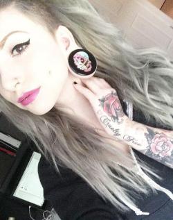 exoticsuicide:  She’s gorgeous!